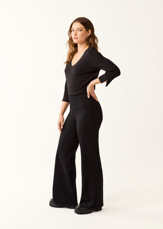 FDJ Pull on wide leg Beyond Denim Jean