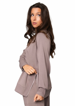 RD International Pullover Side Zipper