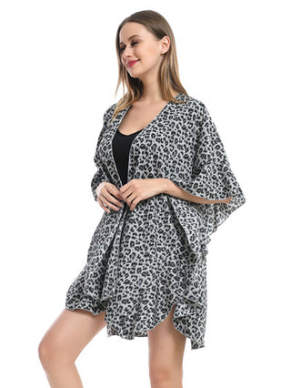 D&W Ruffle Front Kimono