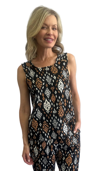 Softworks Button Detail Top