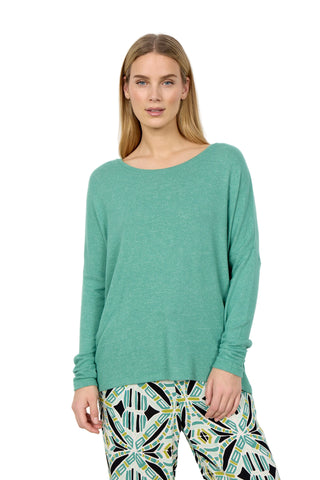 lady with green shirt