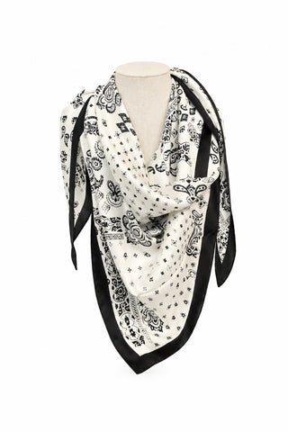 Tom & Eva Triangular Scarf