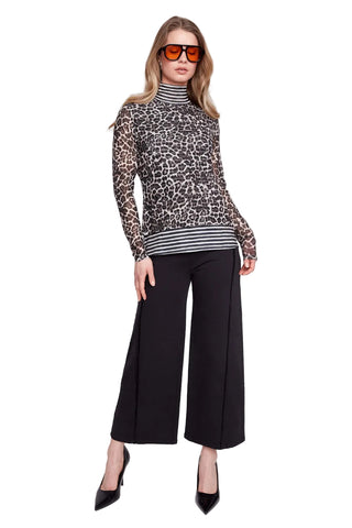 Renuar Leopard  Turtleneck Top