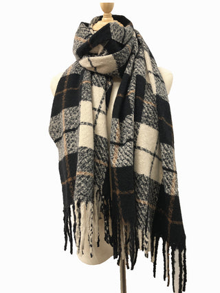 D&W Long Plaid blanket Scarf