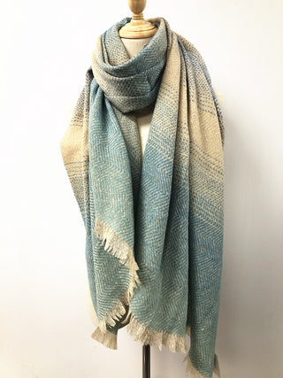 D&W Long blanket Scarf